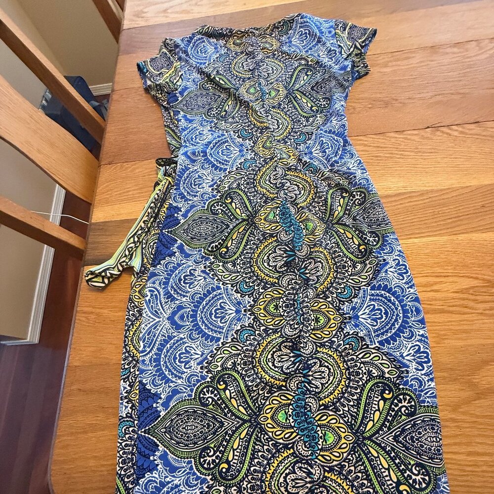 Lovely blue and gold pattern dress